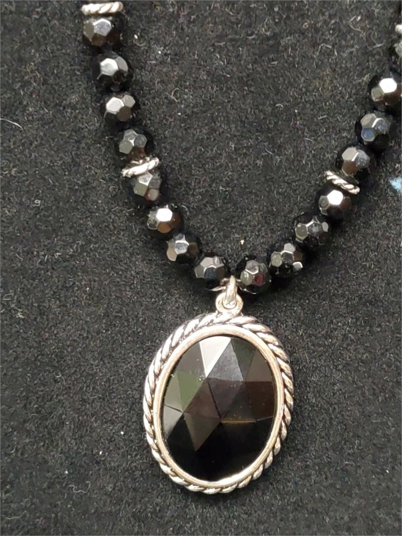 Silver Necklace with Onyx Beads & Pendant: Silver Necklace with Onyx Beads & Pendant