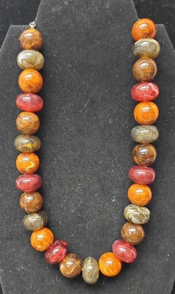 Vintage Beaded Necklace w/Natural Stones: Vintage Beaded Necklace w/Natural Stones such as orange-brown agate or carnelian