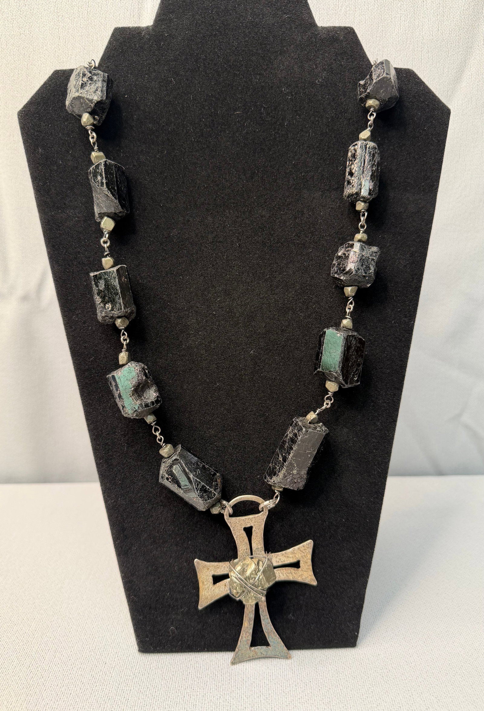 Handmade Chunky Black Gemstone Cross Statement Necklace: Handmade Chunky Black Gemstone Cross Statement Necklace featuring rouch matrix beads and silver tones pendant. Very heavy.