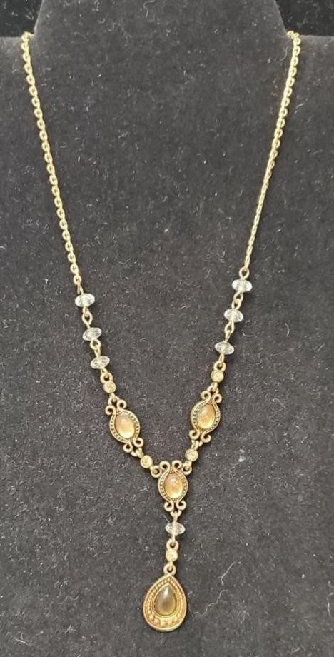 Vintage Gol Toned Y-Necklace with Yellow Stones and Clear Crystal Accents: Vintage Gol Toned Y-Necklace with Yellow Stones and Clear Crystal Accents