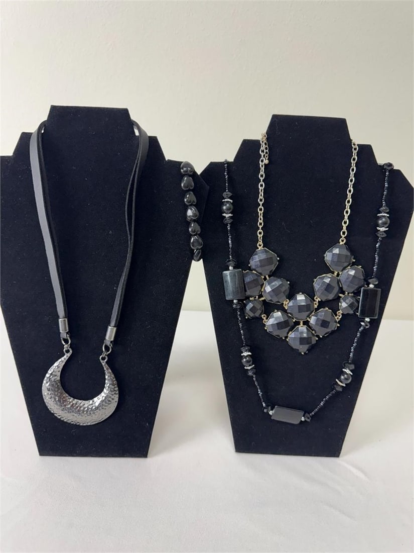 Black Fashion Jewelry Set - Necklaces & Bracelet (1 of 16)