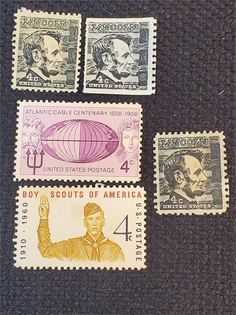 Collection - Vintage United States Postage Stamps (1 of 3)