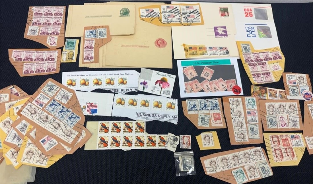 Collection - Vintage United States Postage Stamps (1 of 11)