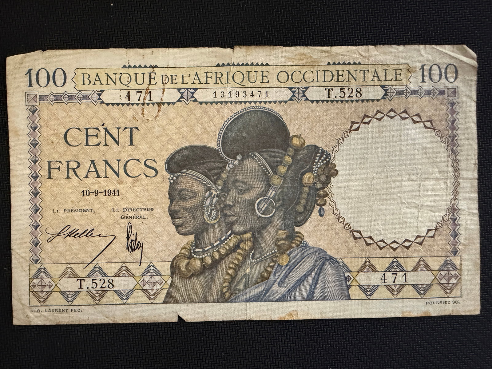 100 Franc Banknote issued by the Bank of West Africa (Banque de l'Afrique Occidentale) - 1941 - Rare (1 of 2)