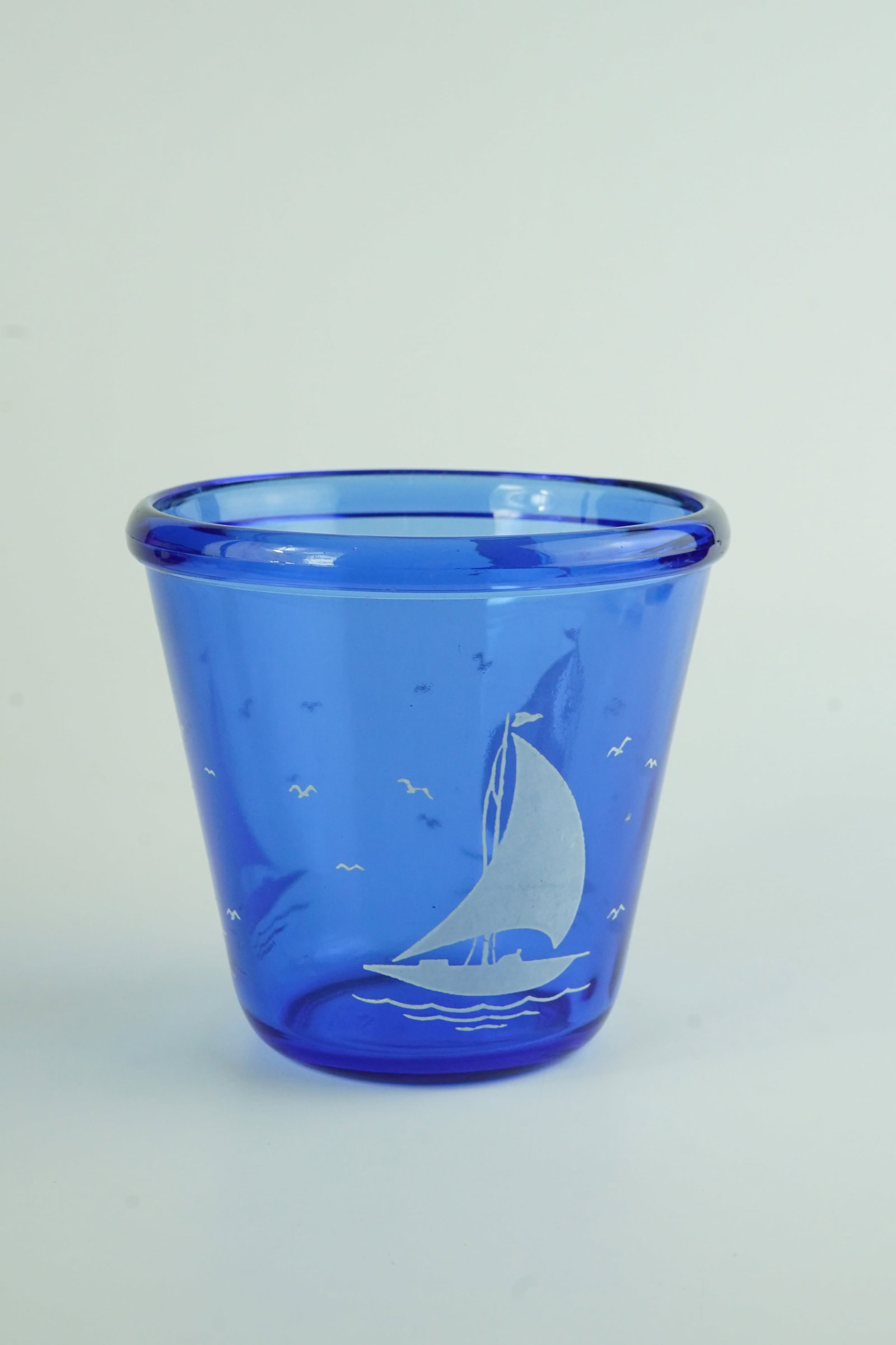 Vintage Hazel Atlas Blue Sailboat Glass (1 of 5)