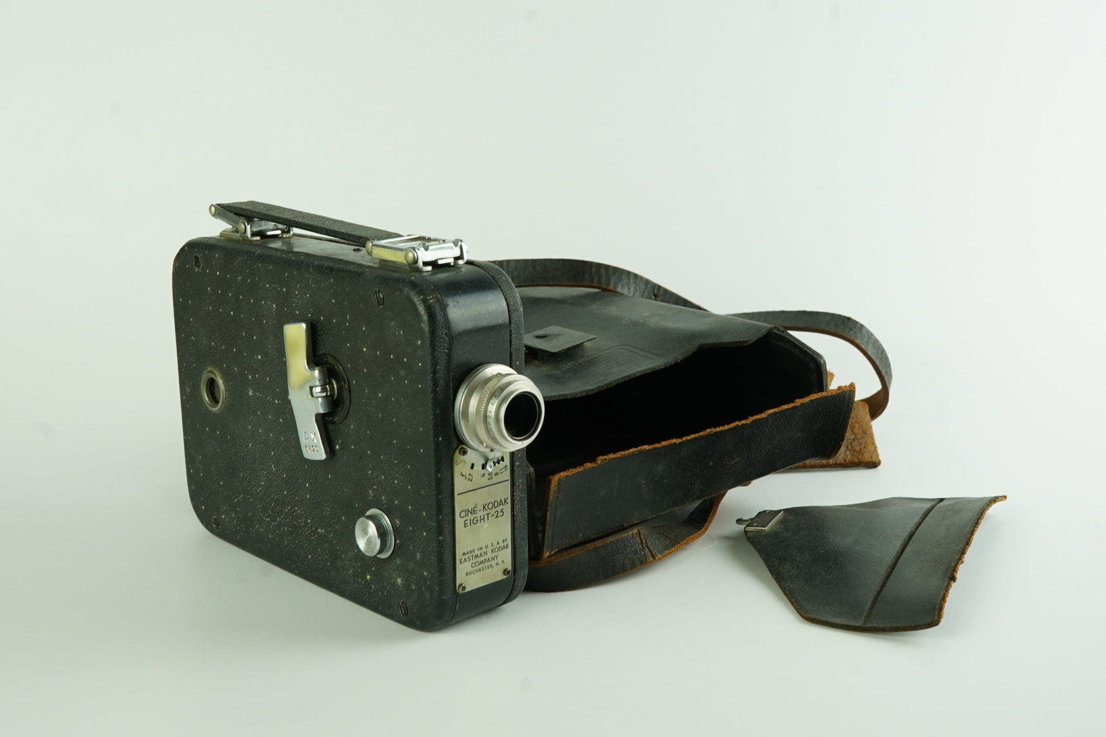 1930's Cine Kodak Eight Motion Picture Camera (1 of 11)