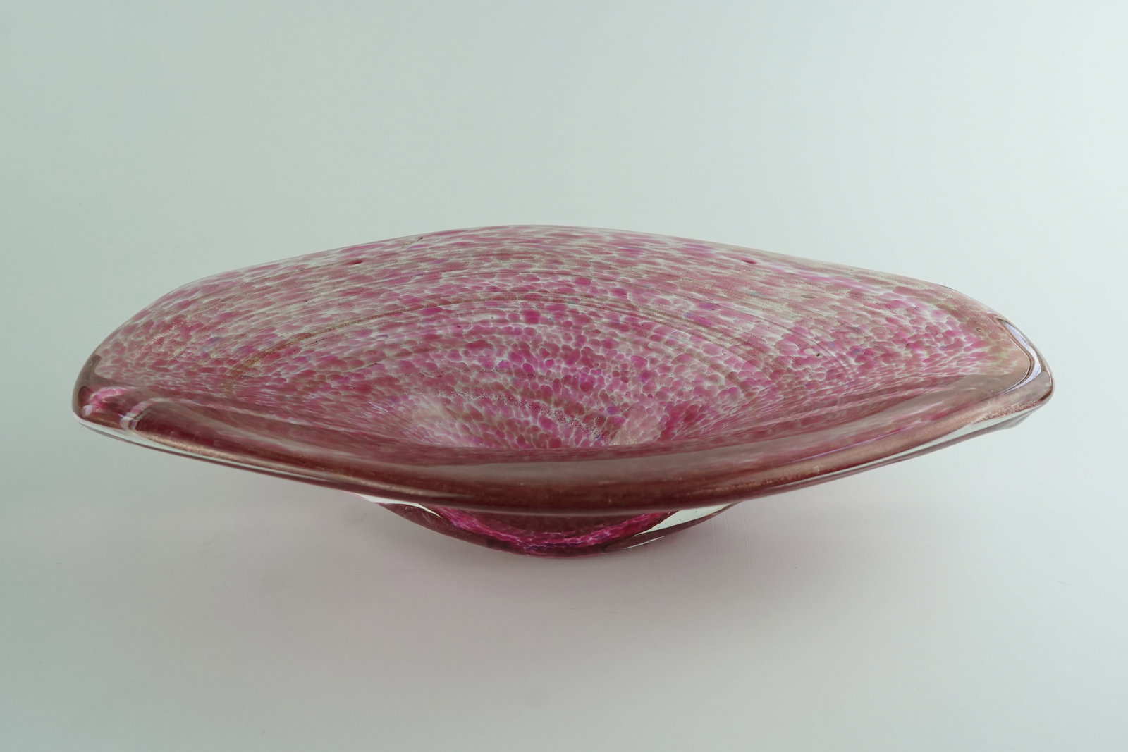 Pink Murano style bowl hand blown (1 of 6)