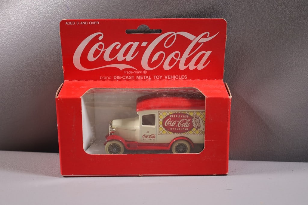 COCA COLA TRUCK (1 of 1)