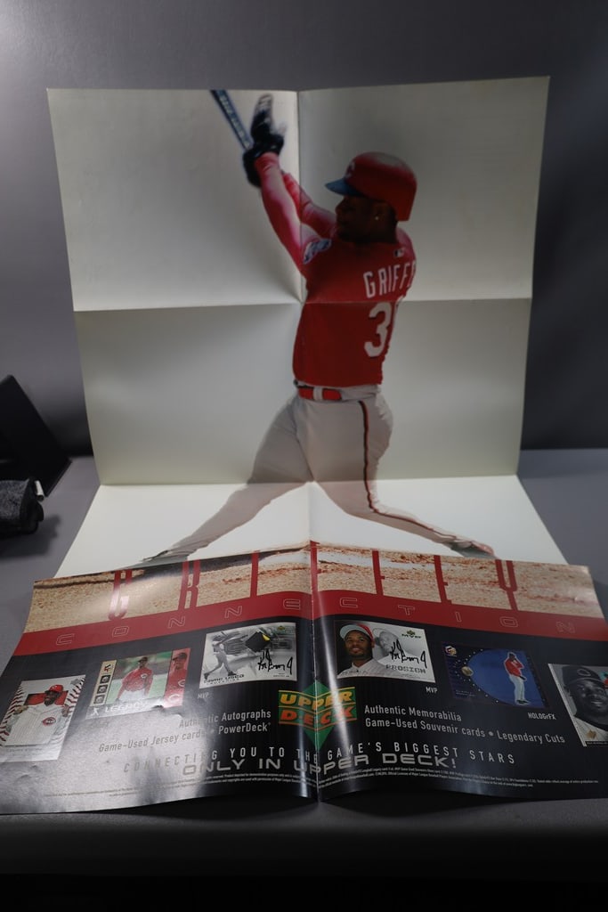 KEN GRIFFEY JR UPPER DECK PROMO POSTER. FROM 2000 WHEN HE SIGNED WITH THE REDS (1 of 1)