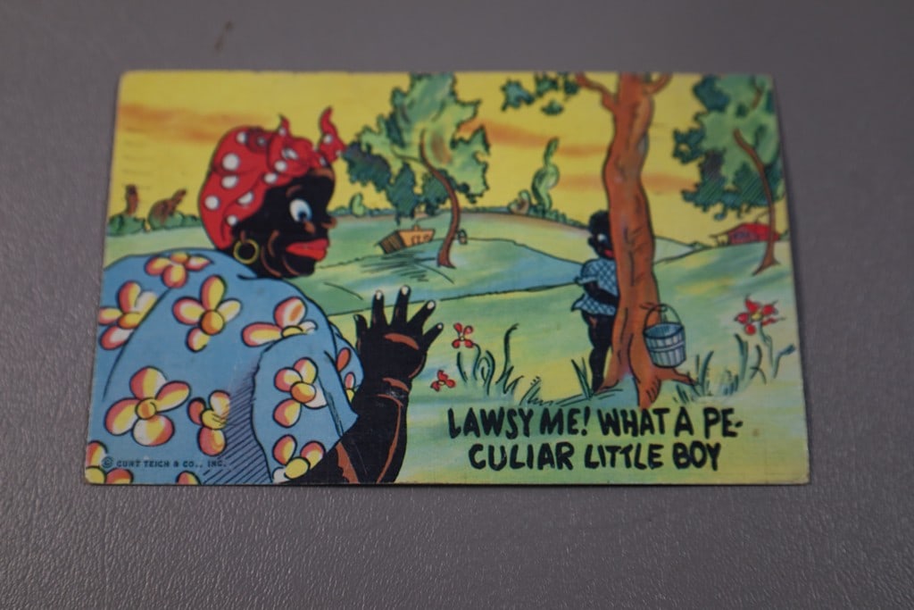 VINTAGE POST CARD: A VINTAGE BLACK AMERICANA POST CARD. GOOD CONDITION.