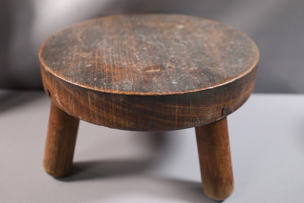 PRIMITIVE STOOL (1 of 1)