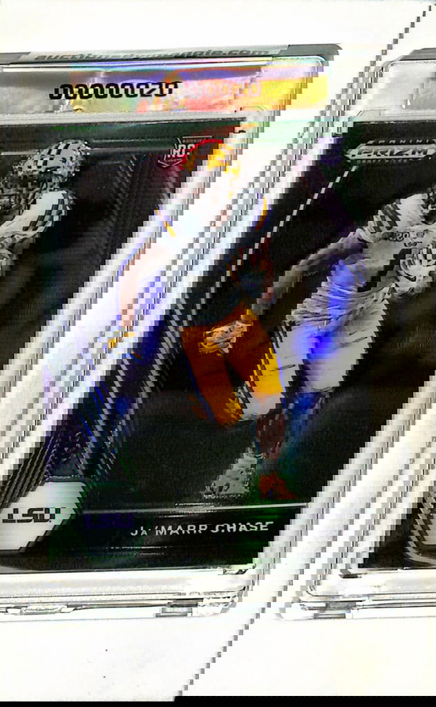 JA'MARR CHASE 2021 PANINI PRIZM DRAFT GREEN PRIZM ROOKIE CARD: NEAR MINT OR BETTER CONDITION 