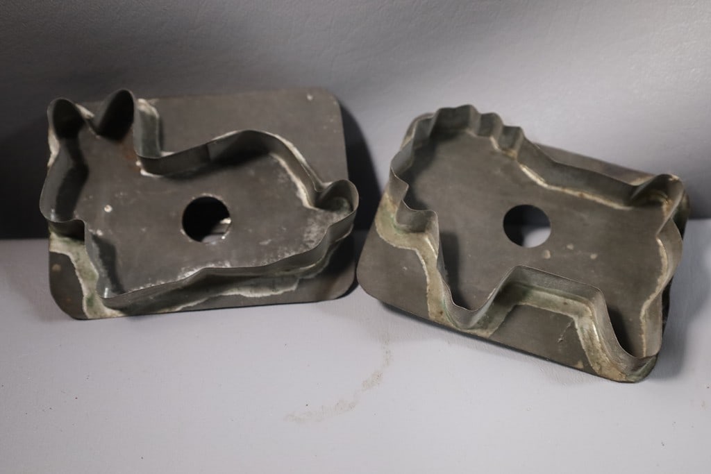 PRIMITIVE ITEMS (1 of 1)