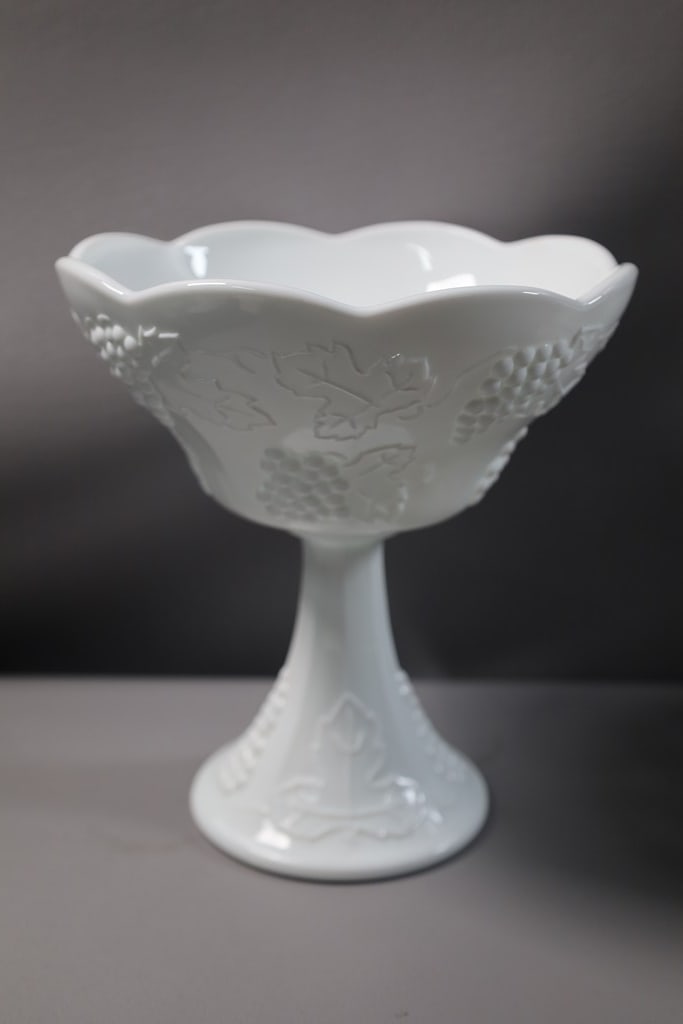 VINTAGE MILK GLASS (1 of 1)