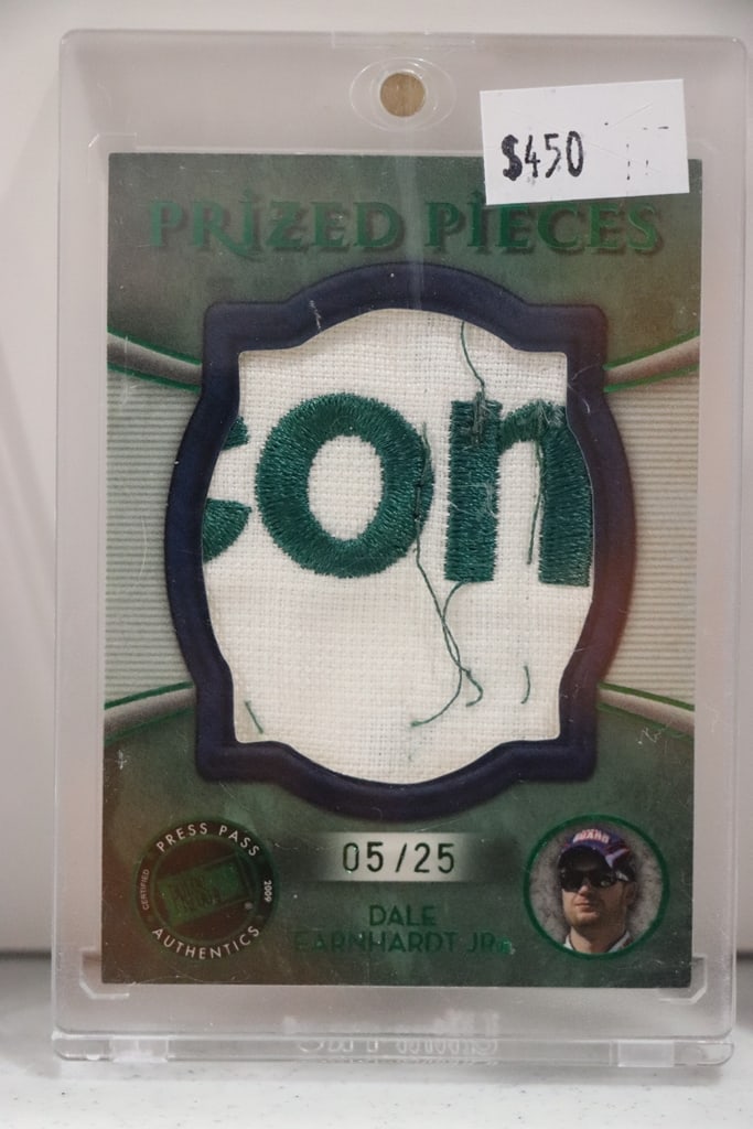 DALE EARNHARDT JR 2009 PRESS PASS SHOWCASE JUMBO RACE USED FIRESUIT PATCH SSP (1 of 1)