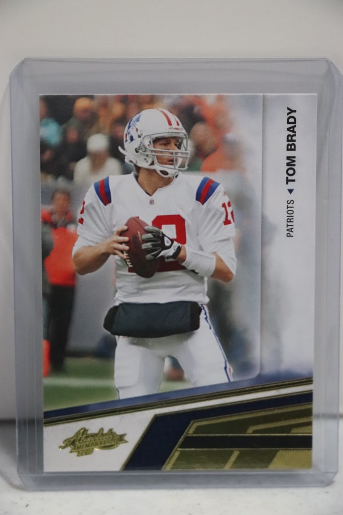 TOM BRADY 2010 PANINI ABSOLUTE (1 of 1)