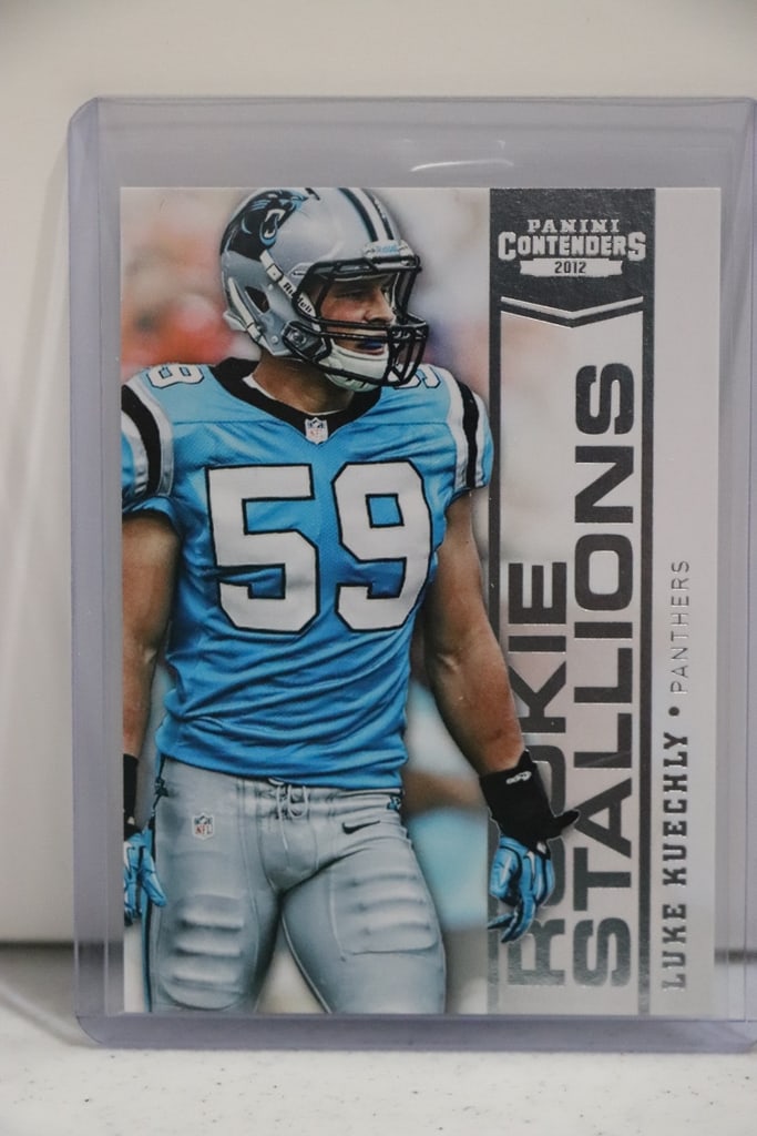 LUKE KUECHLY 2012 PANINI CONTENDERS ROOKIE STALLIONS ROOKIE CARD (1 of 1)