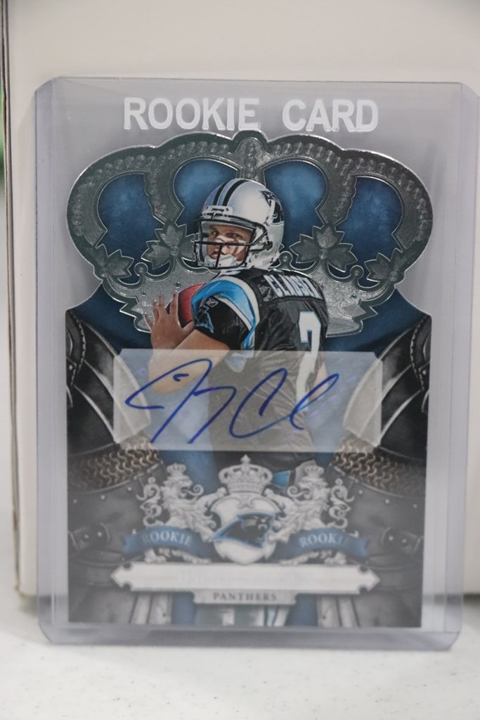 JIMMY CLAUSEN 2010 PANINI CROWN ROYALE AUTOGRAPH ROOKIE CARD (1 of 1)