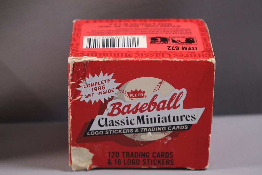 FLEER BASEBALL SET (1 of 1)