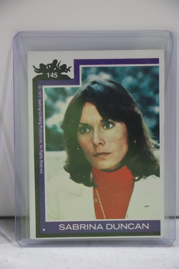 KATE JACKSON 1977 CHARLIES ANGELS ROOKIE CARD: NEAR MINT OR BETTER CONDITION 