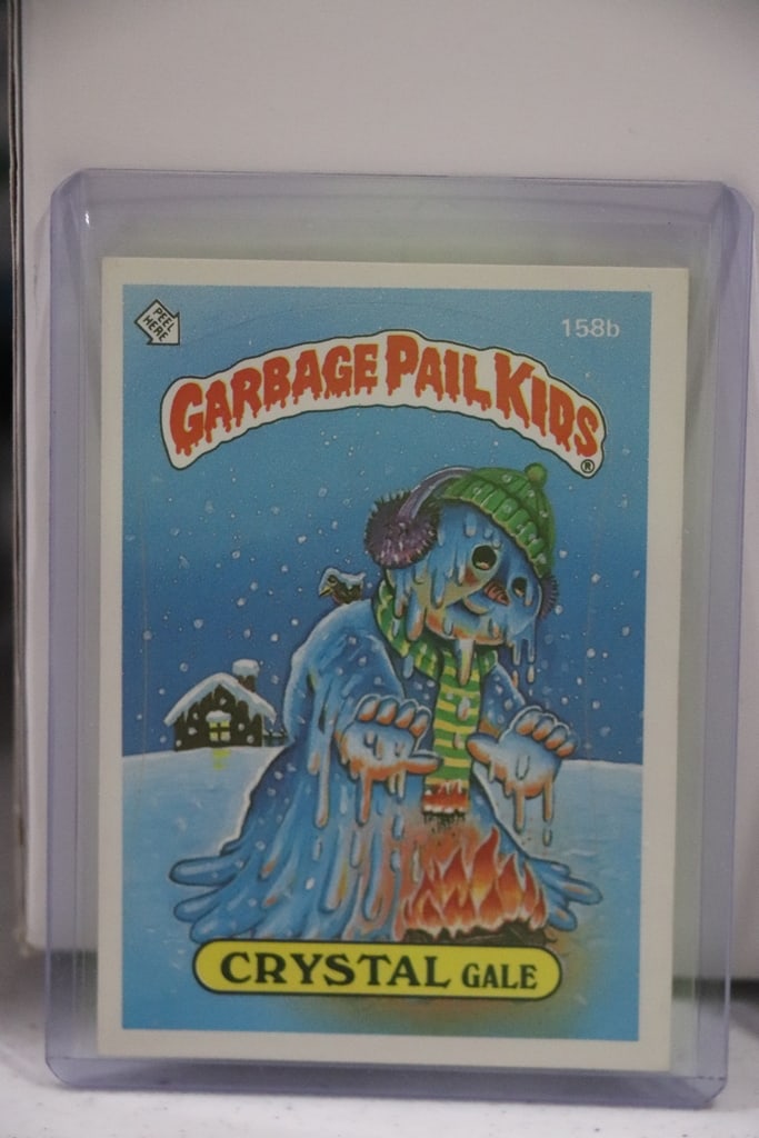 CRYSTAL GALE 1986 TOPPS GARBAGE PAIL KIDS: VERY GOOD CONDITION 