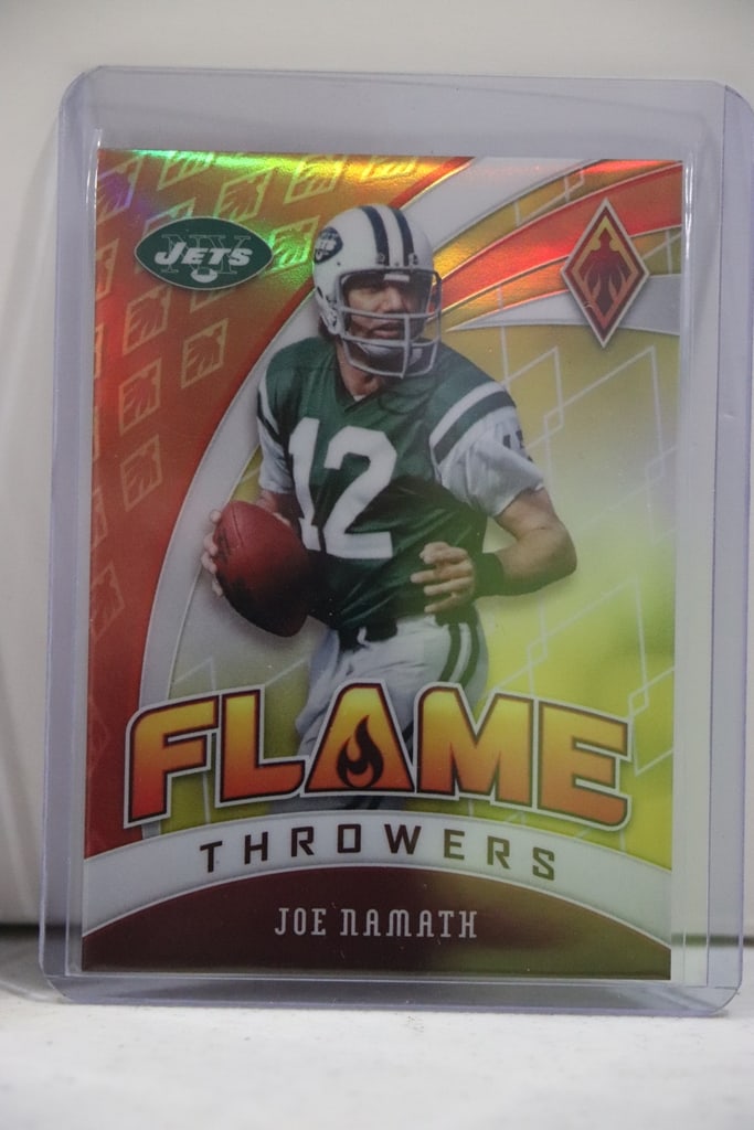 JOE NAMATH 2020 PANINI PHOENIX FLAME THROWERS YELLOW PRIZM: 49/75. NEAR MINT OR BETTER CONDITION 