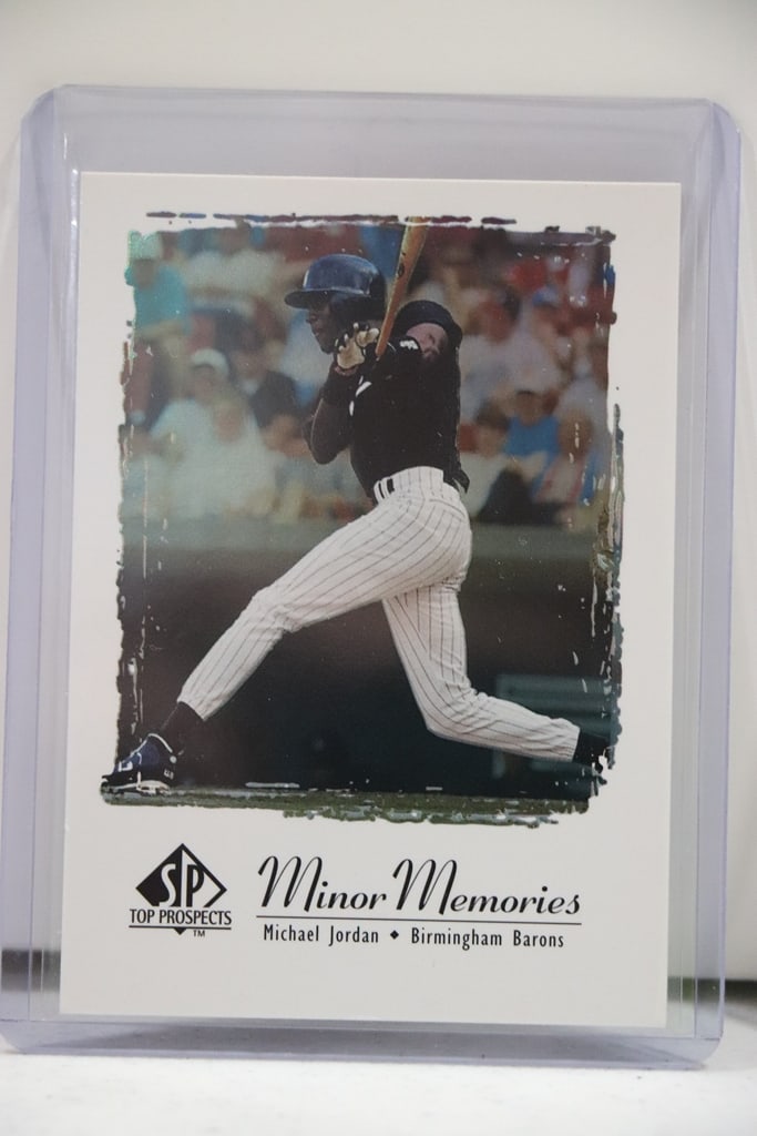 MICHAEL JORDAN 1999 SP AUTHENTIC MINOR MEMORIES INSERT #MJ2 (1 of 1)