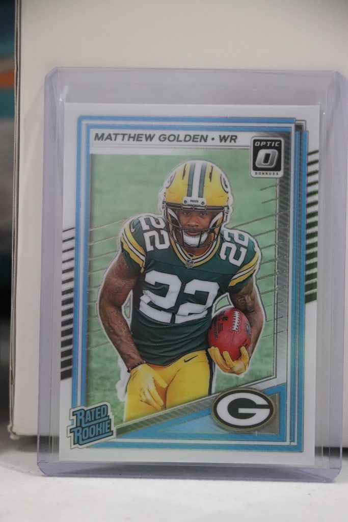 MATTHEW GOLDEN 2025 PANINI OPTIC ROOKIE CARD: NEAR MINT OR BETTER CONDITION 