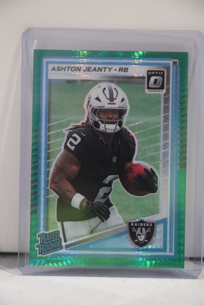 ASHTON JEANTY 2025 PANINI OPTIC HYPER GREEN PRIZM ROOKIE CARD: NEAR MINT OR BETTER CONDITION 