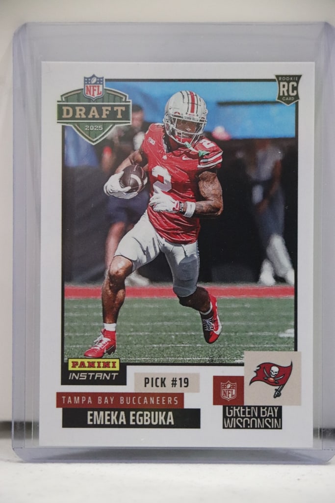 EMEKA EGBUKA 2025 PANINI INSTANT DRAFT ROOKIE CARD: 1/814. NEAR MINT OR BETTER CONDITION 