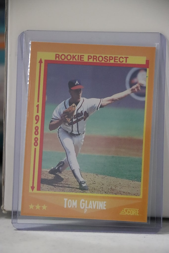 TOM GLAVINE 1988 SCORE ROOKIE CARD (1 of 1)