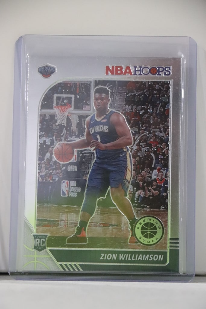 ZION WILLIAMSON 2019-20 PANINI HOOPS PREMIUM ROOKIE CARD: NEAR MINT OR BETTER CONDITION 