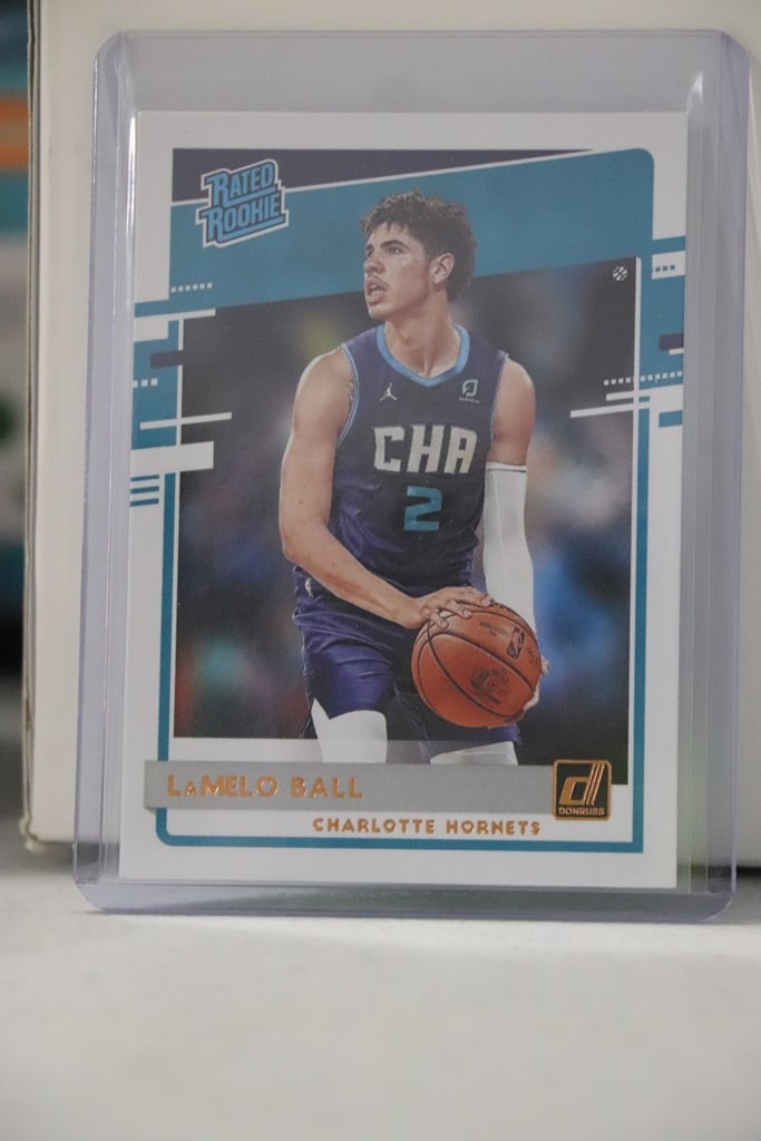 LAMELO BALL 2020-21 DONRUSS ROOKIE CARD (1 of 1)