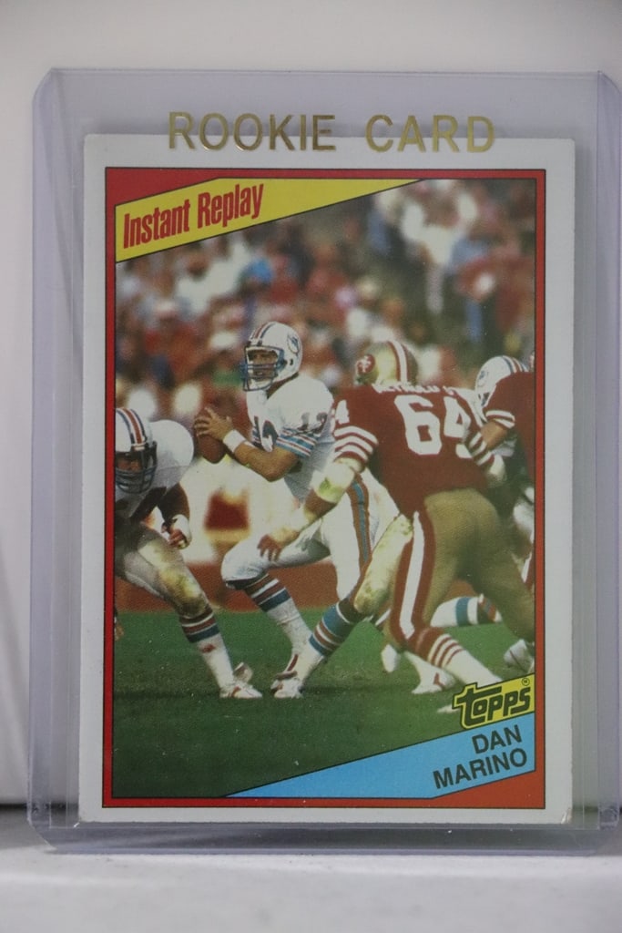 DAN MARINO 1984 TOPPS ACTION ROOKIE CARD: NEAR MINT OR BETTER CONDITION