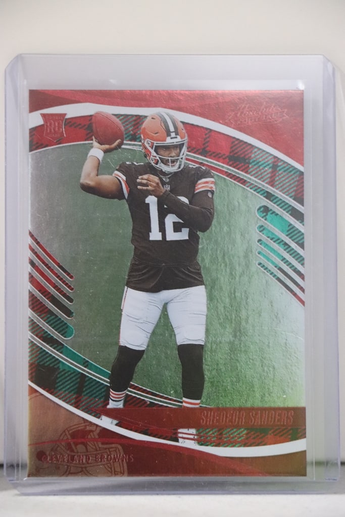 SHEDEUR SANDERS 2025 PANINI ABSOLUTE HOLIDAY ROOKIE CARD: NEAR MINT OR BETTER CONDITION 