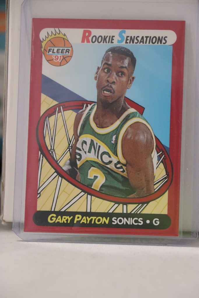 GARY PAYTON 1990-91 FLEER ROOKIE SENSATIONS ROOKIE CARD: NEAR MINT OR BETTER CONDITION