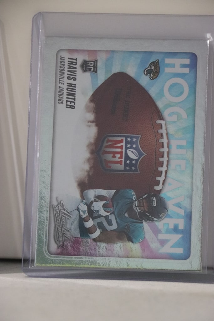 TRAVIS HUNTER 2025 PANINI ABSOLUTE HOG HEAVEN ROOKIE CARD: NEAR MINT OR BETTER CONDITION 