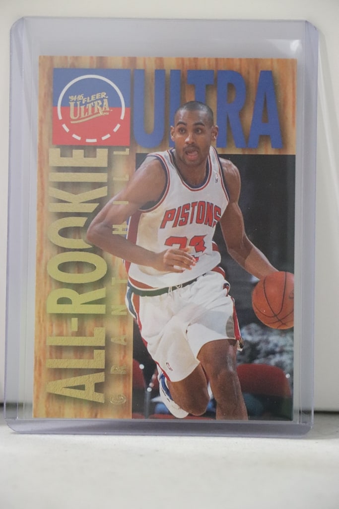 GRANT HILL 1994-95 FLEER ULTRA ALL-ROOKIE ROOKIE CARD: NEAR MINT OR BETTER CONDITION