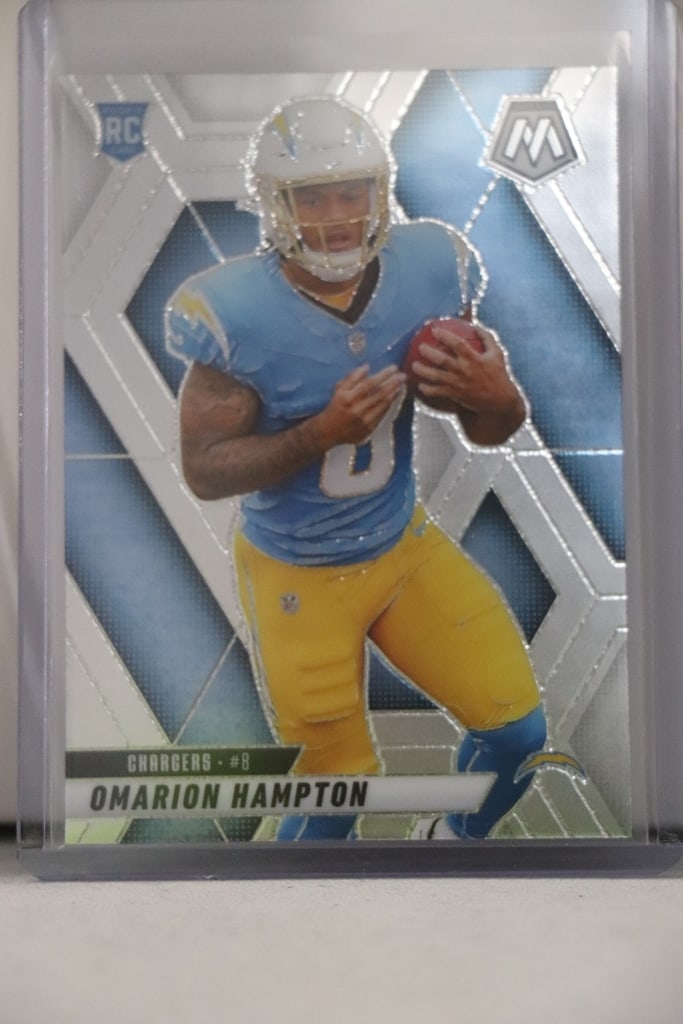 OMARION HAMPTON 2025 PANINI MOSAIC ROOKIE CARD: NEAR MINT OR BETTER CONDITION
