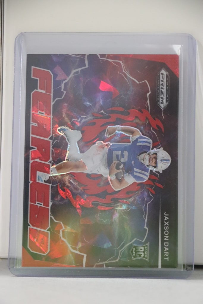 JAXSON DART 2025 PANINI PRIZM DRAFT FEARLESS RED ICE PRIZM ROOKIE CARD: NEAR MINT OR BETTER CONDITION