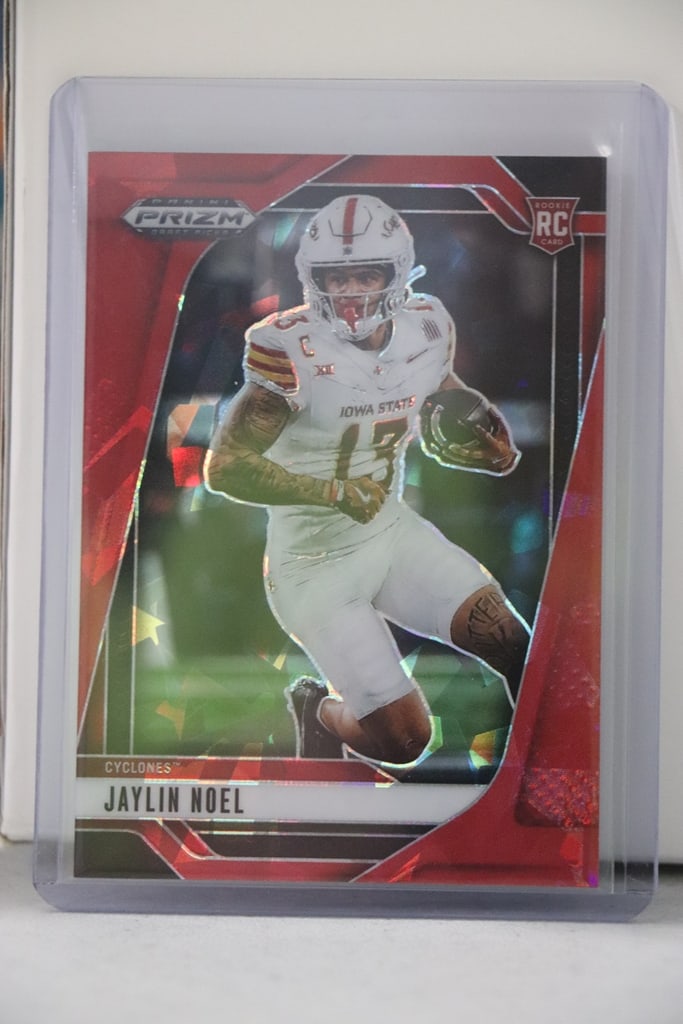 JAYLIN NOEL 2025 PANINI PRIZM DRAFT RED ICE PRIZM ROOKIE CARD: NEAR MINT OR BETTER CONDITION 