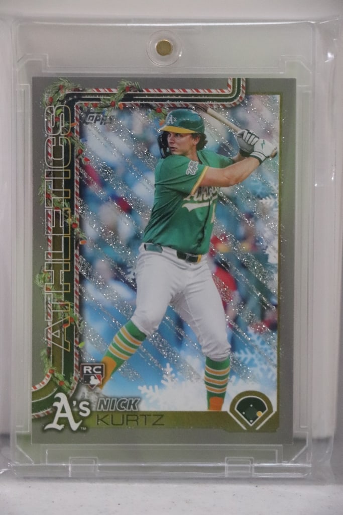 NICK KURTZ 2025 TOPPS HOLIDAY SILVER SPARKLE ROOKIE CARD SP: NEAR MINT OR BETTER CONDITION 