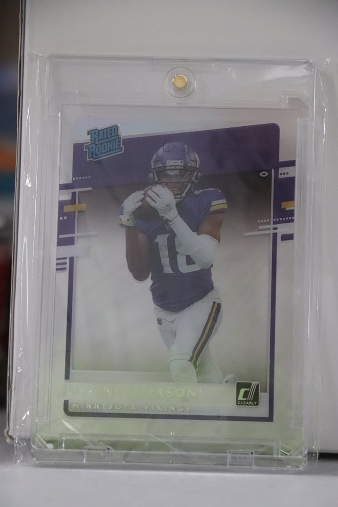 JUSTIN JEFFERSON 2020 DONRUSS CLEARLY ROOKIE CARD: NEAR MINT OR BETTER CONDITION 