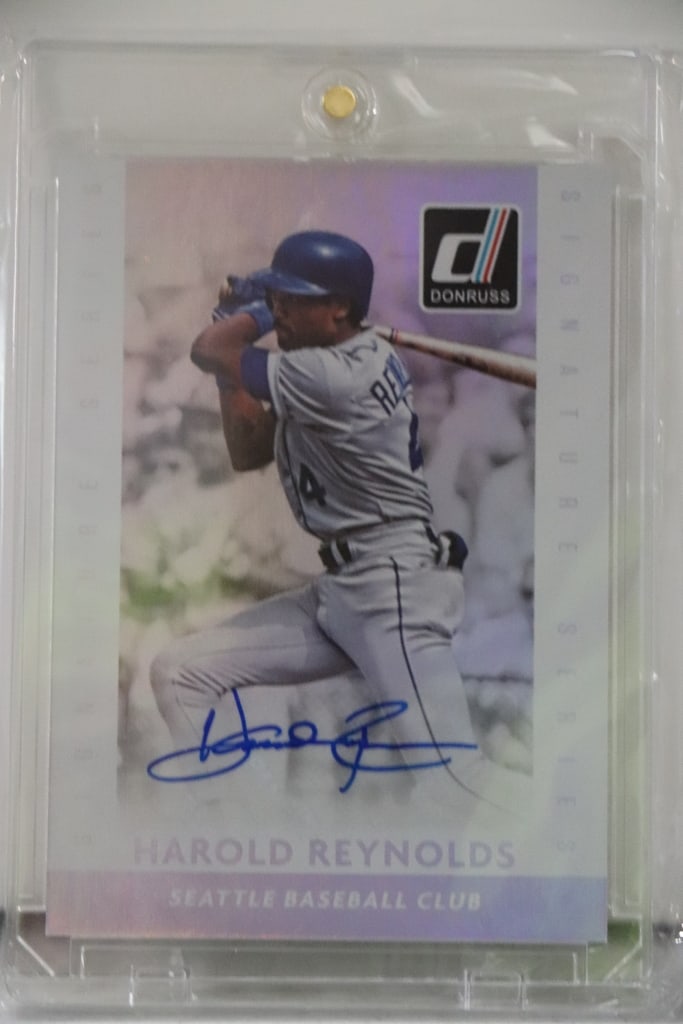 HAROLD REYNOLDS 2016 DONRUSS AUTOGRAPH CARD (1 of 1)