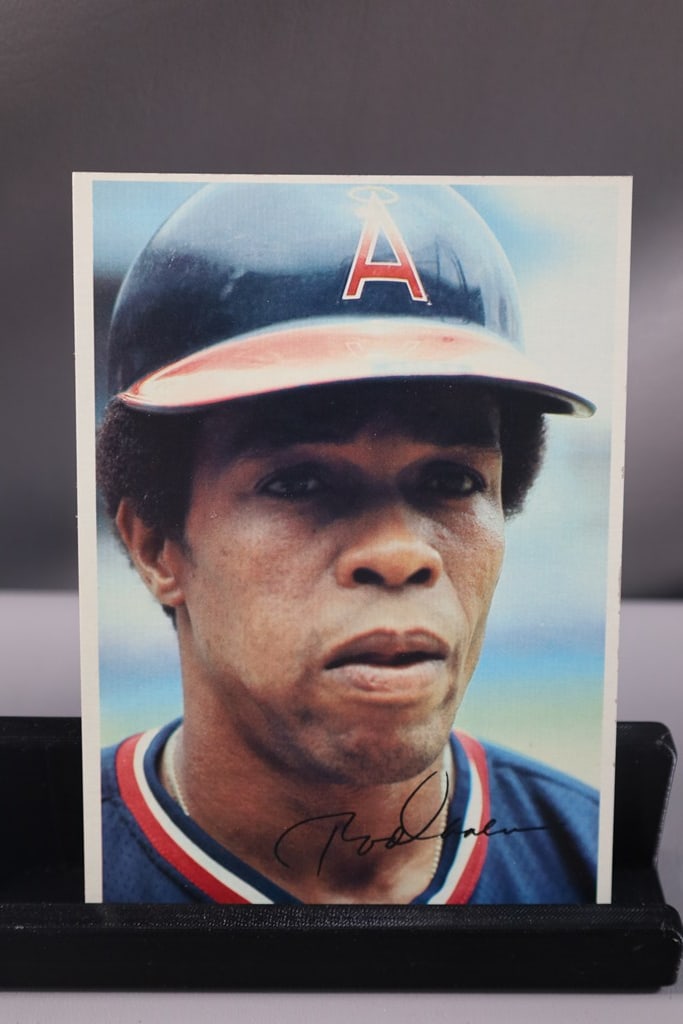 ROD CAREW 1980 TOPPS JUMBO TRADING CARD: NEAR MINT OR BETTER CONDITION 