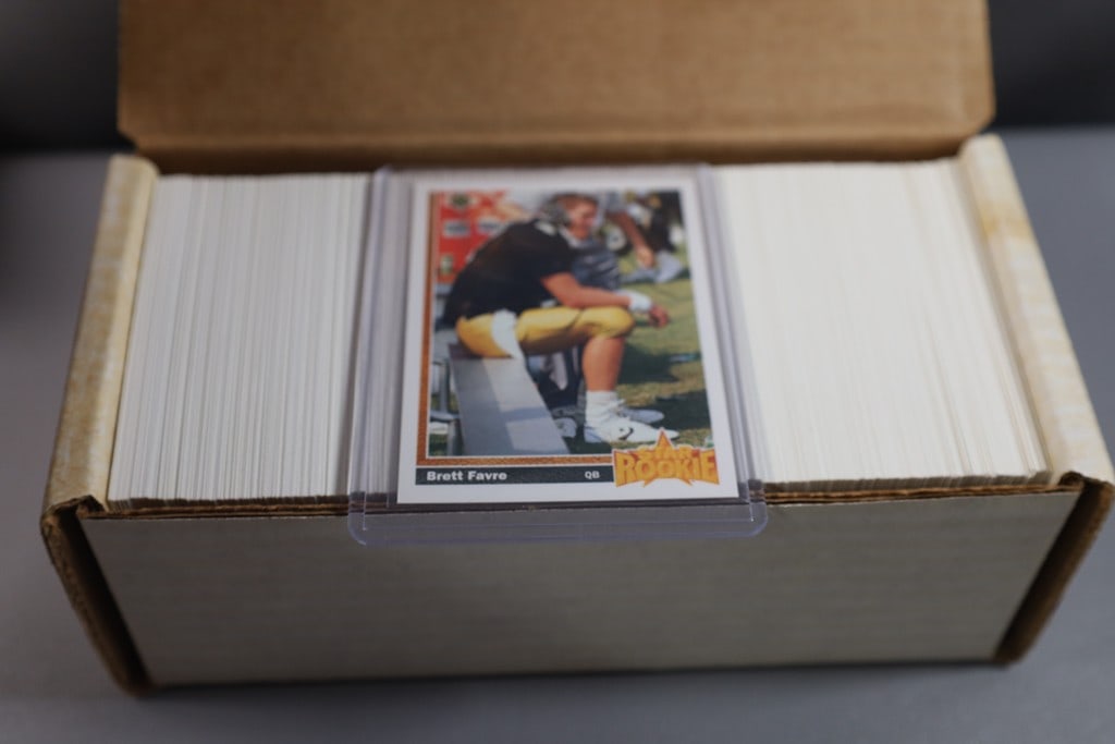 1991 UPPER DECK FOOTBALL COMPLETE SET (1 of 1)