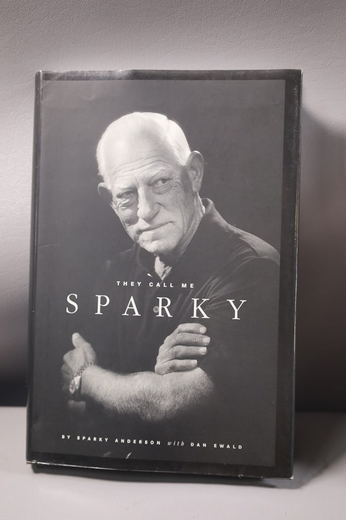 SPARKY ANDERSON BOOK: A BOOK ABOUT THE LIFE OF SPARKY ANDERSON. VERY GOOD CONDITION. 