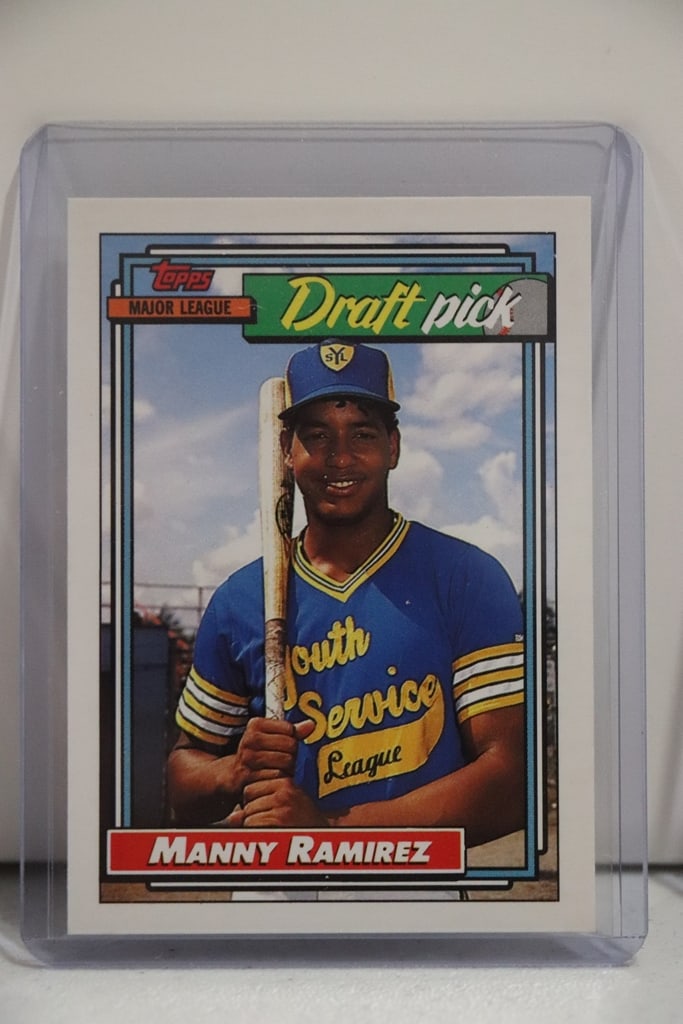 MANNY RAMIREZ 1992 TOPPS ROOKIE CARD: NEAR MINT OR BETTER CONDITION 