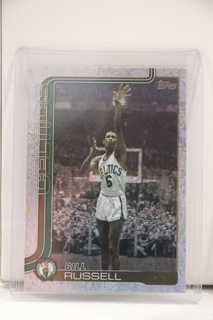BILL RUSSELL 2025-26 TOPPS SILVER SPARKLE FOIL (1 of 1)