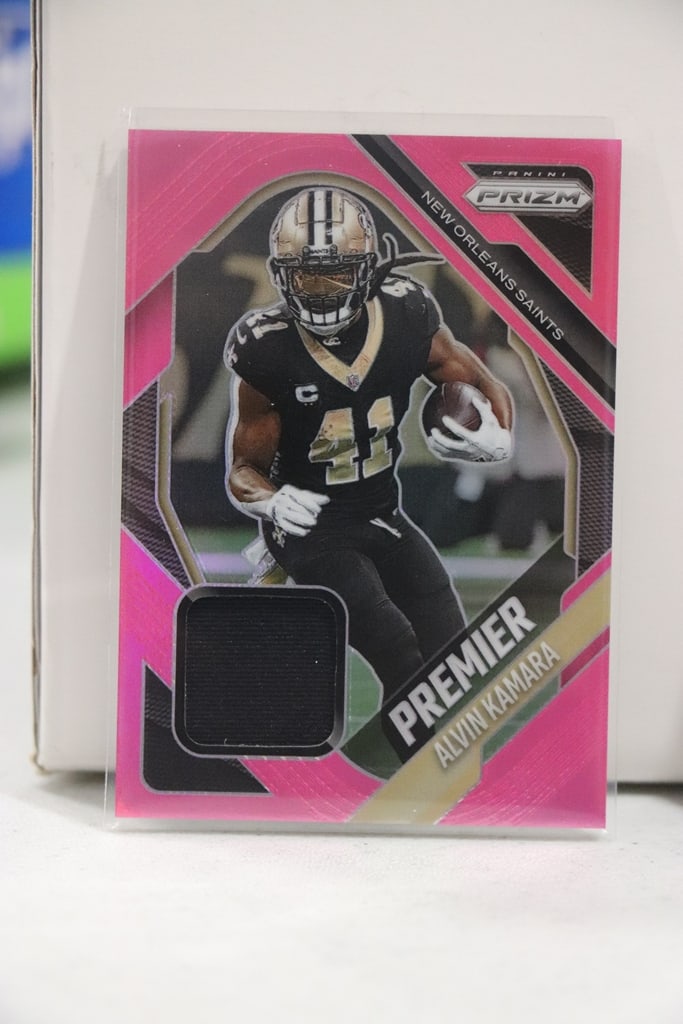ALVIN KAMARA 2025 PANINI PRIZM PINK PRIZM GAME USED JERSEY CARD (1 of 1)
